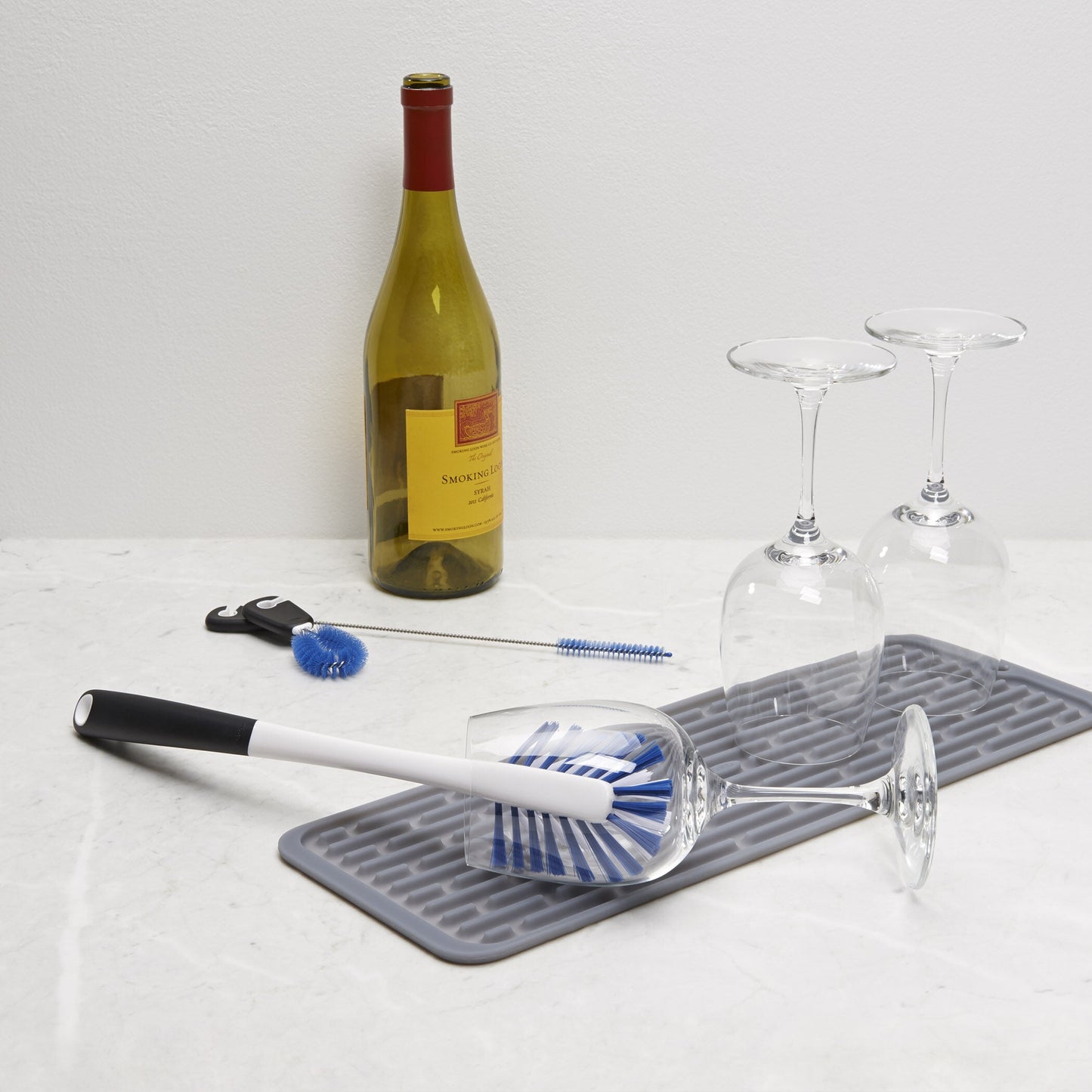 water-bottle-cleaning-set-z7 1329080_7_water_bottle_cleaning_set.jpg