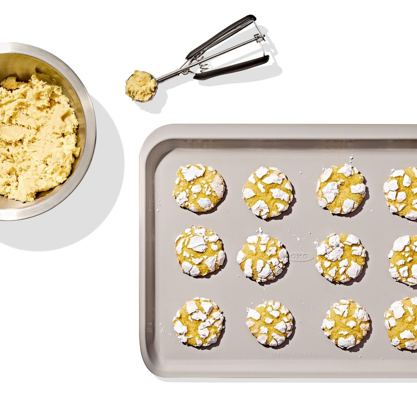 non-stick-pro-ceramic-coated-metal-bakeware-cookie-sheet-biscuit-x2 c3946024-e338-40f6-8233-80d425b1e6dc.jpeg