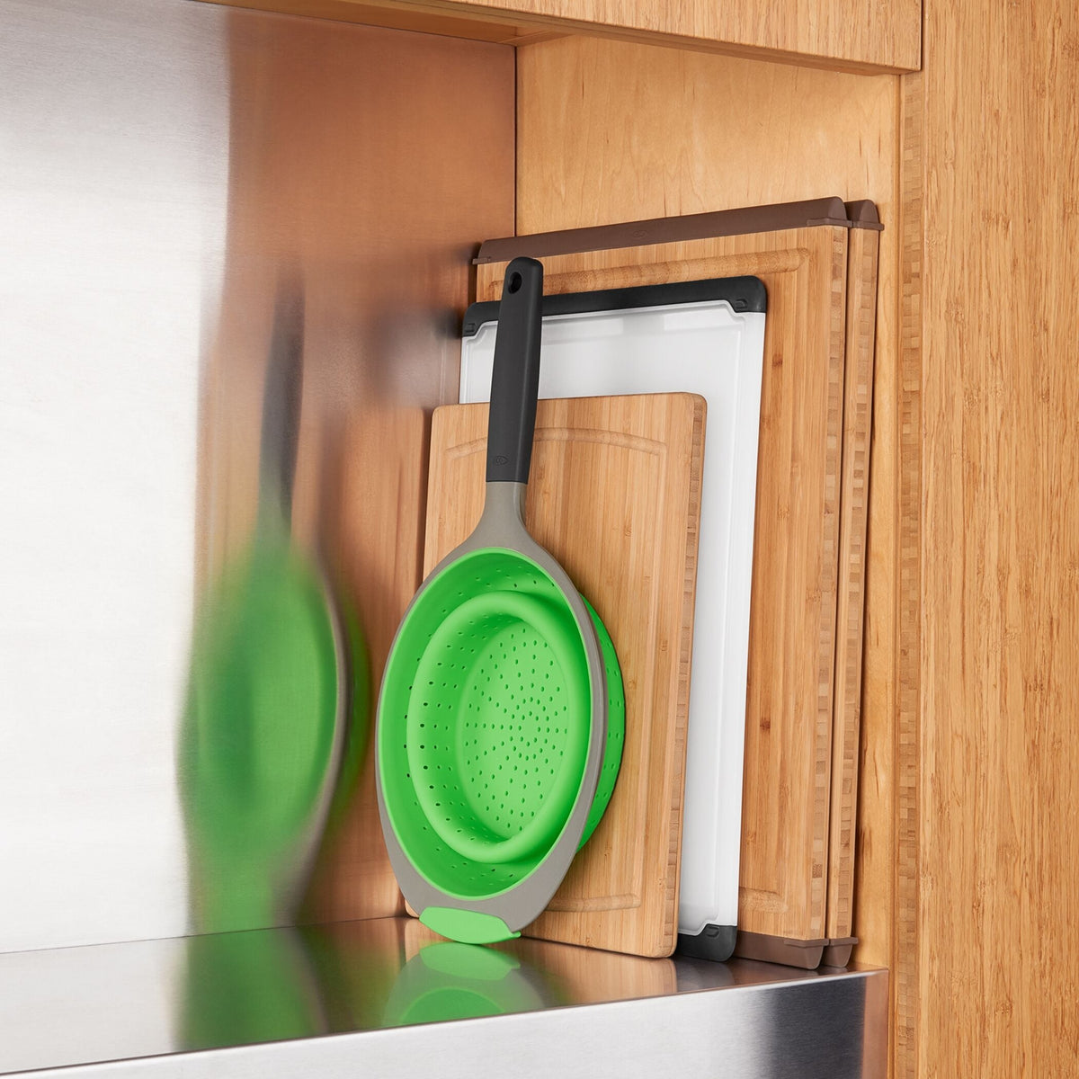 silicone-collapsible-strainer-2-0-qt-f6 gg_11208300_9.jpg