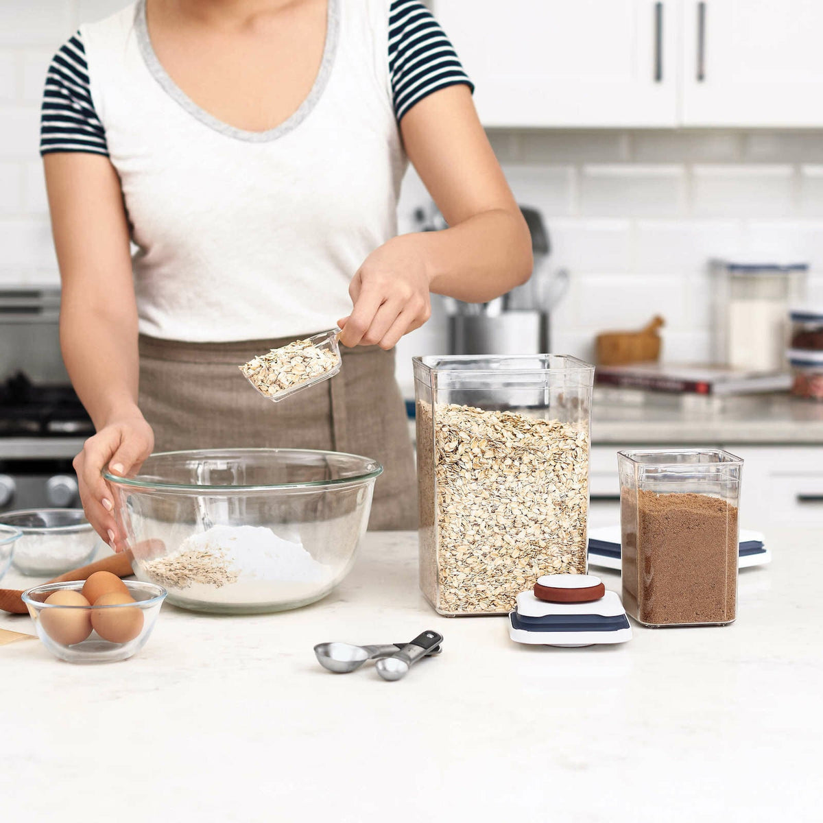 8-piece-pop-container-baking-set-b4 gg_11236500_4_1_.jpg