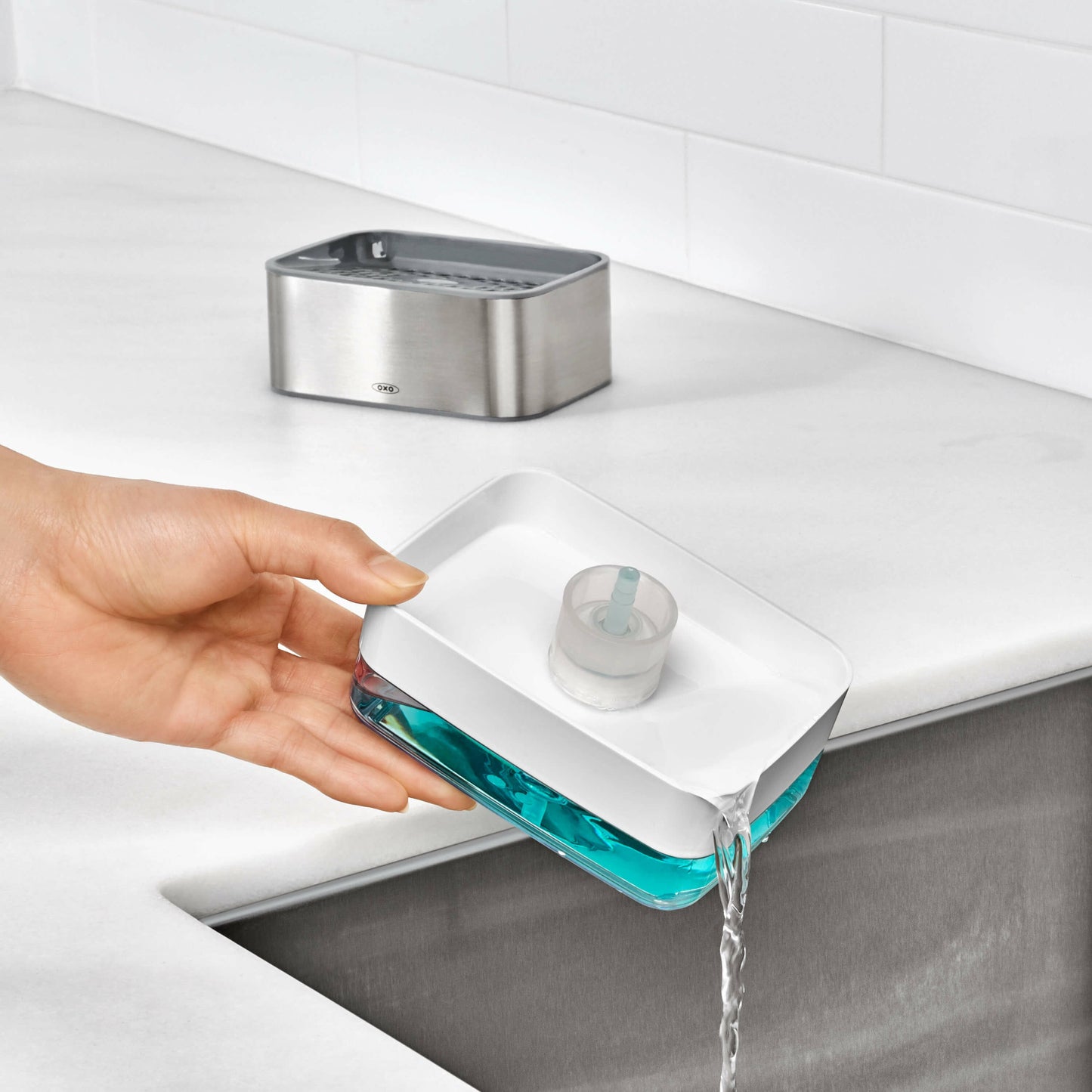 soap-dispensing-sponge-holder-y1 gg_12246400_4a_1_.jpg