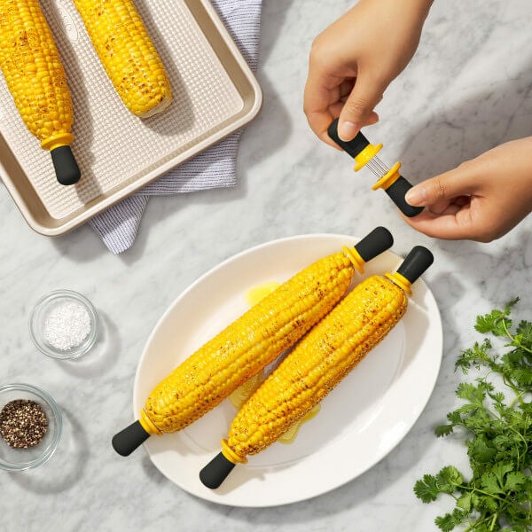 corn-holders-j8 nmagocbjtowlrvjwq7wk.jpg