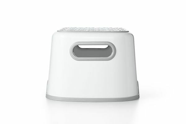step-stool-gray-x9 tot_63116500_3b.jpg