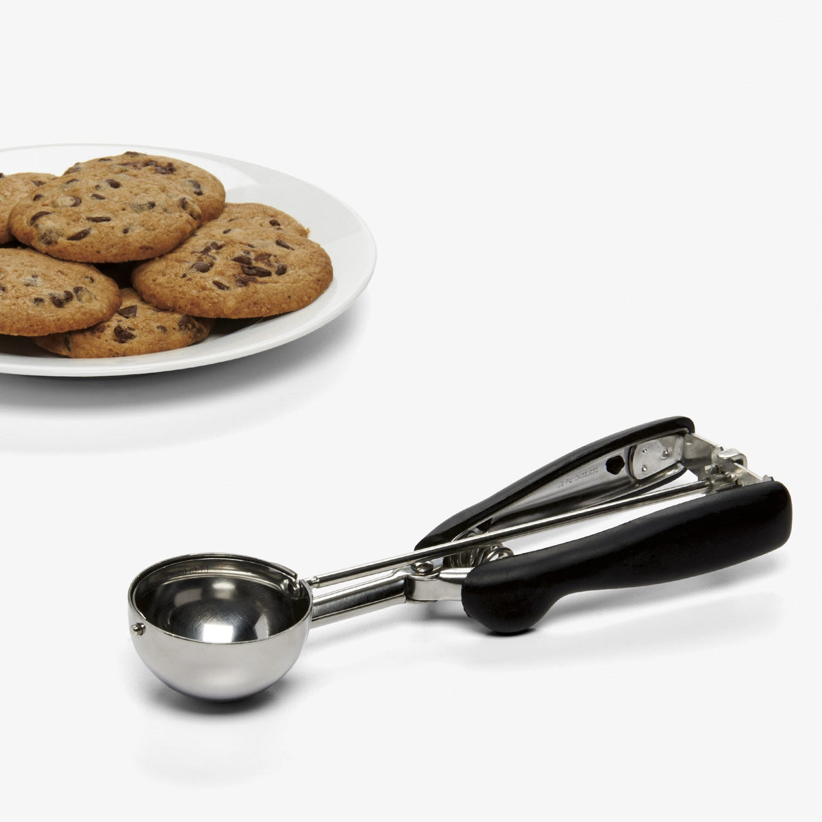 large-cookie-scoop-k1 1044082_5_large_cookie_scoop.jpg