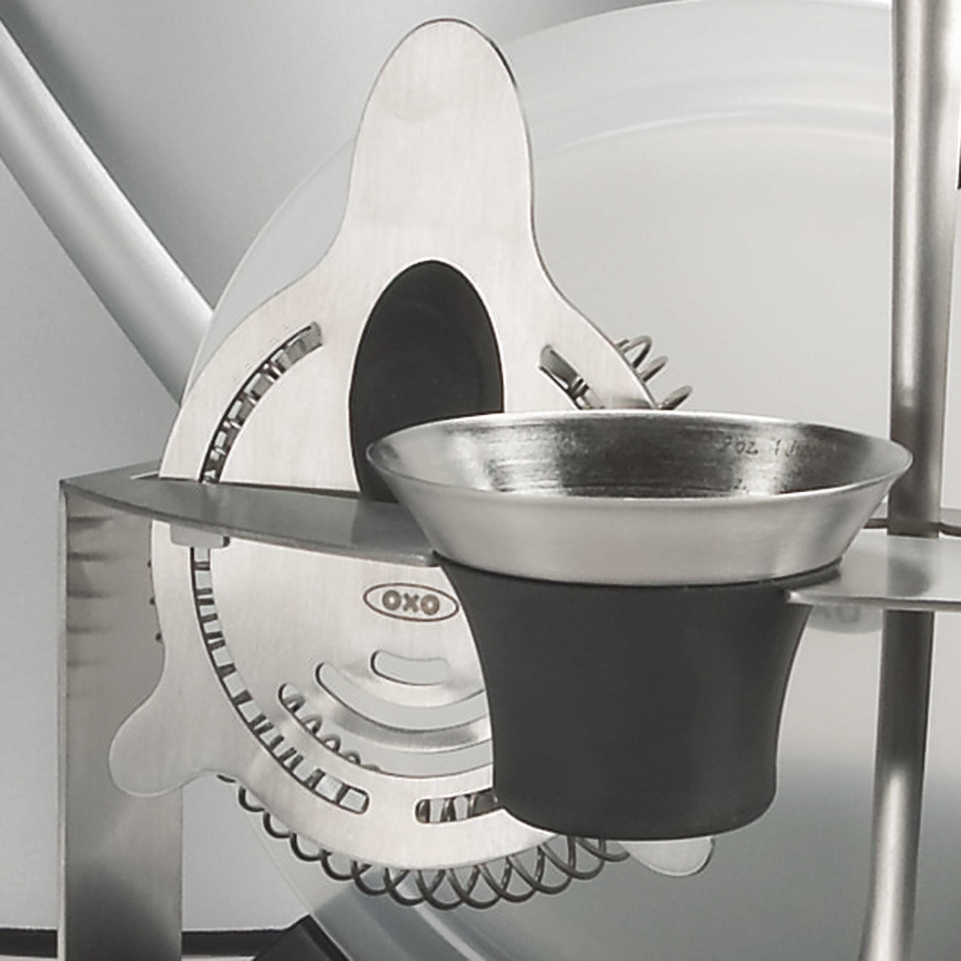 steel-cocktail-strainer-t0 1058016_5_steel_cocktail_strainer.jpg