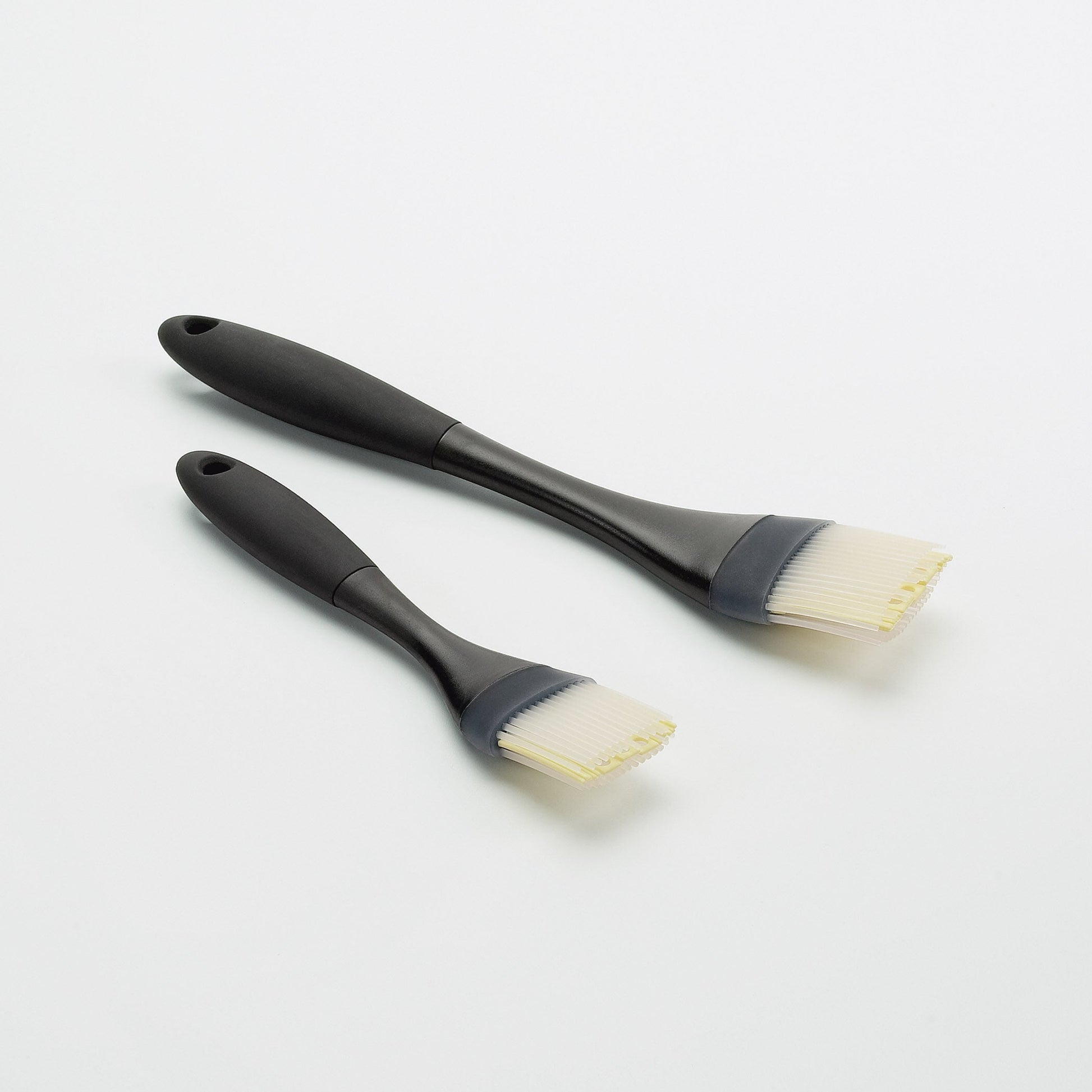 silicone-basting-brush-d5 1071061_3_oxogoodgrips_siliconebastingbrush.jpg
