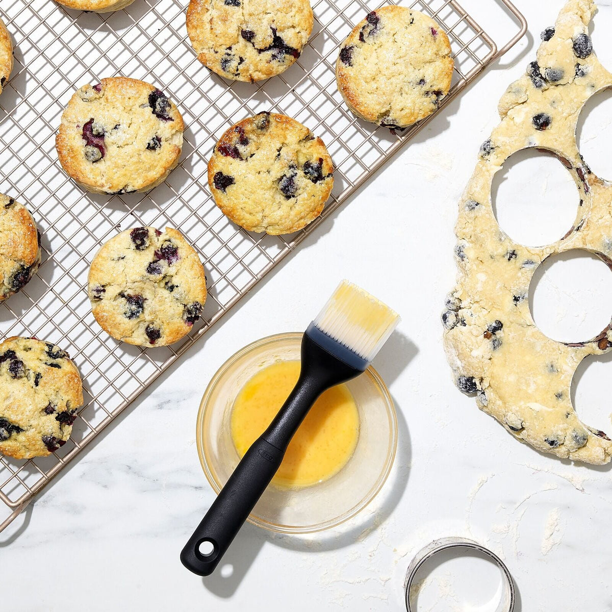 oxo-good-grips-silicone-pastry-brush-r2 1071062v1_detailed_product_view_6.jpeg
