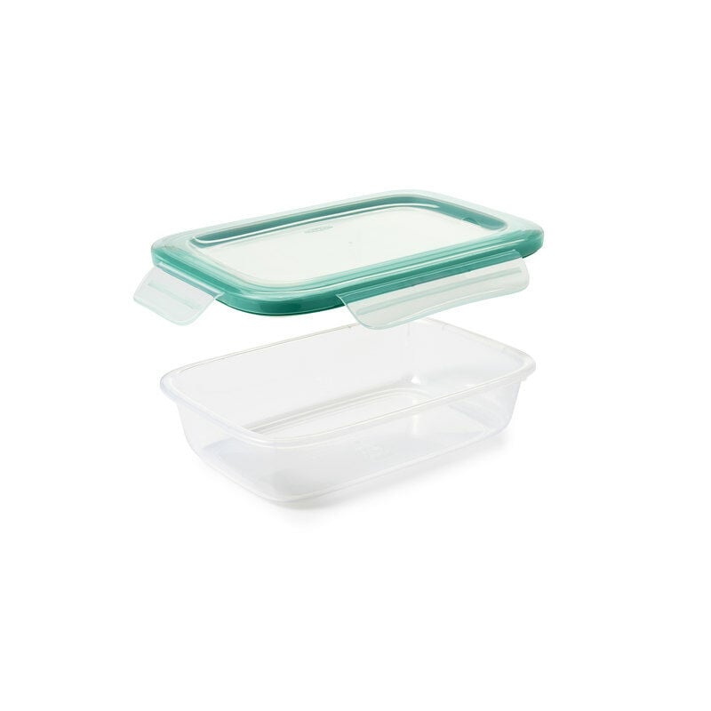 oxo-good-grips-5-1-cup-smart-seal-plastic-container-u4 11175100snap5point1cup1.jpg