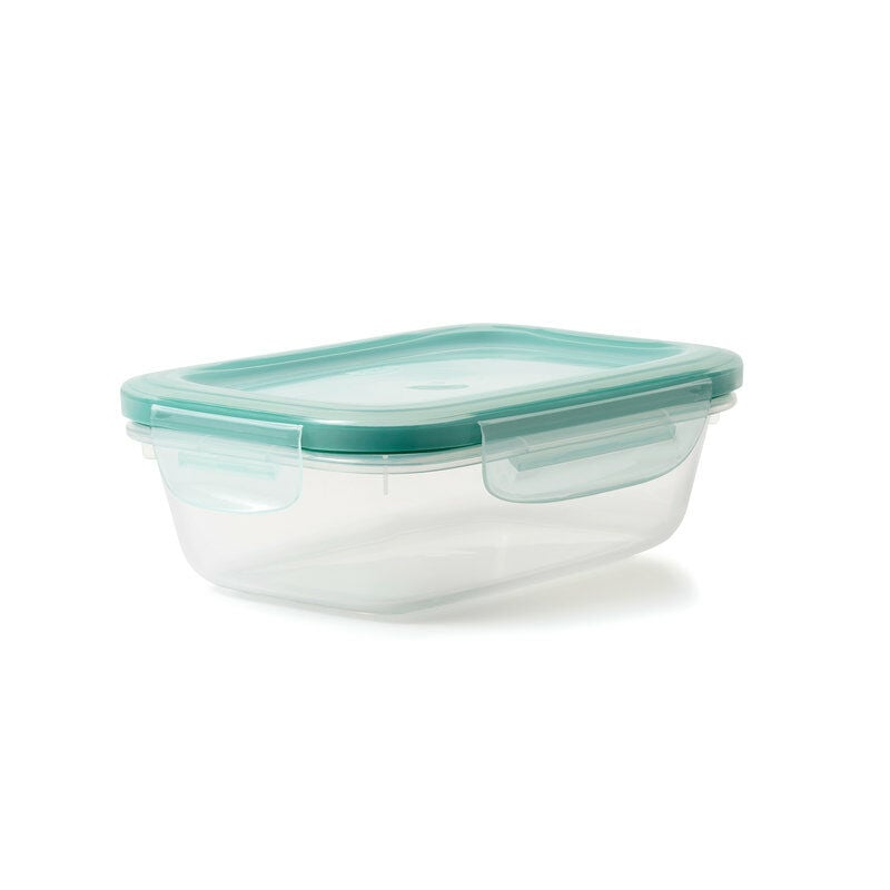 oxo-good-grips-3-cup-smart-seal-plastic-container-f6 11175300snap3cup.jpg