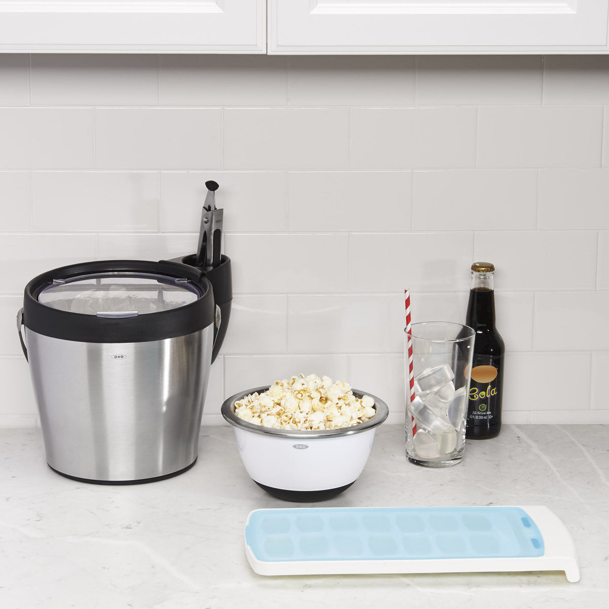 no-spill-ice-cube-tray-o7 1132080_6_no-spill_ice_cube_tray.jpg