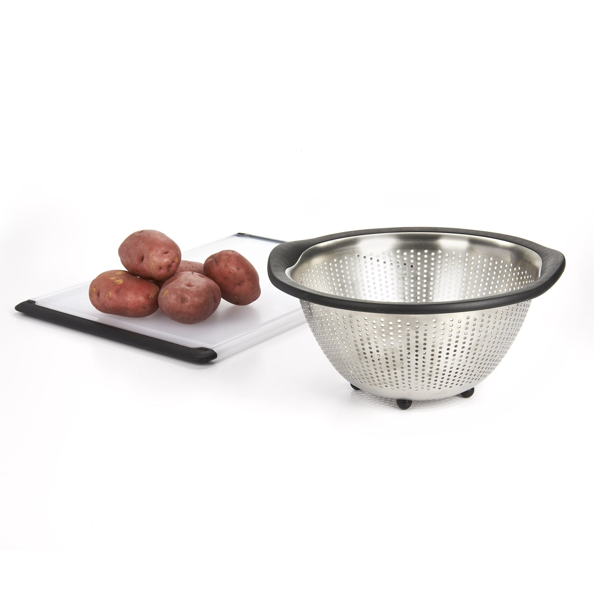 5-quart-stainless-steel-colander-c7 1134700_4_oxogoodgrips_5qtstainlesssteelcolander.jpg