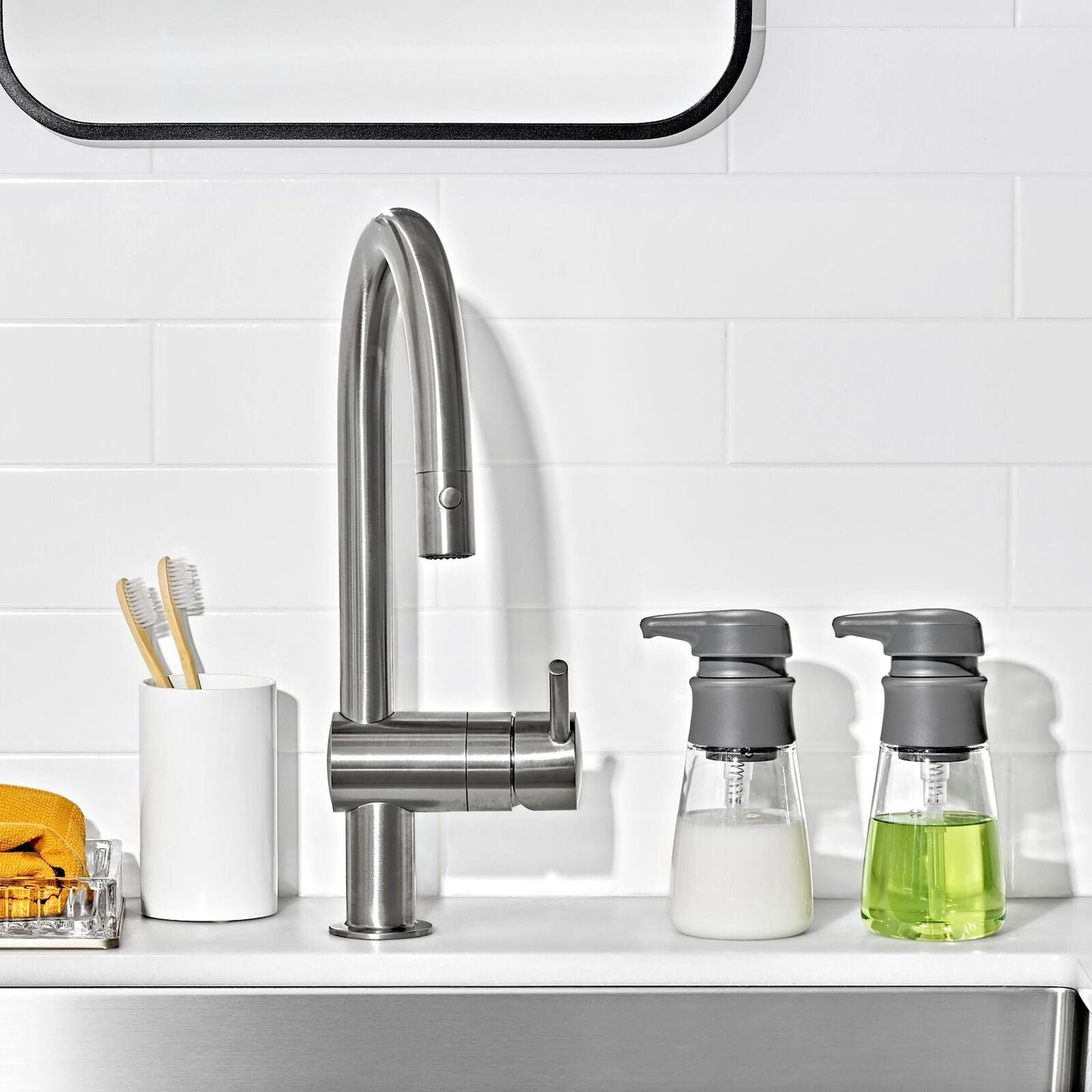 hand-soap-dispenser-10-oz-f2 13398100_11.jpg
