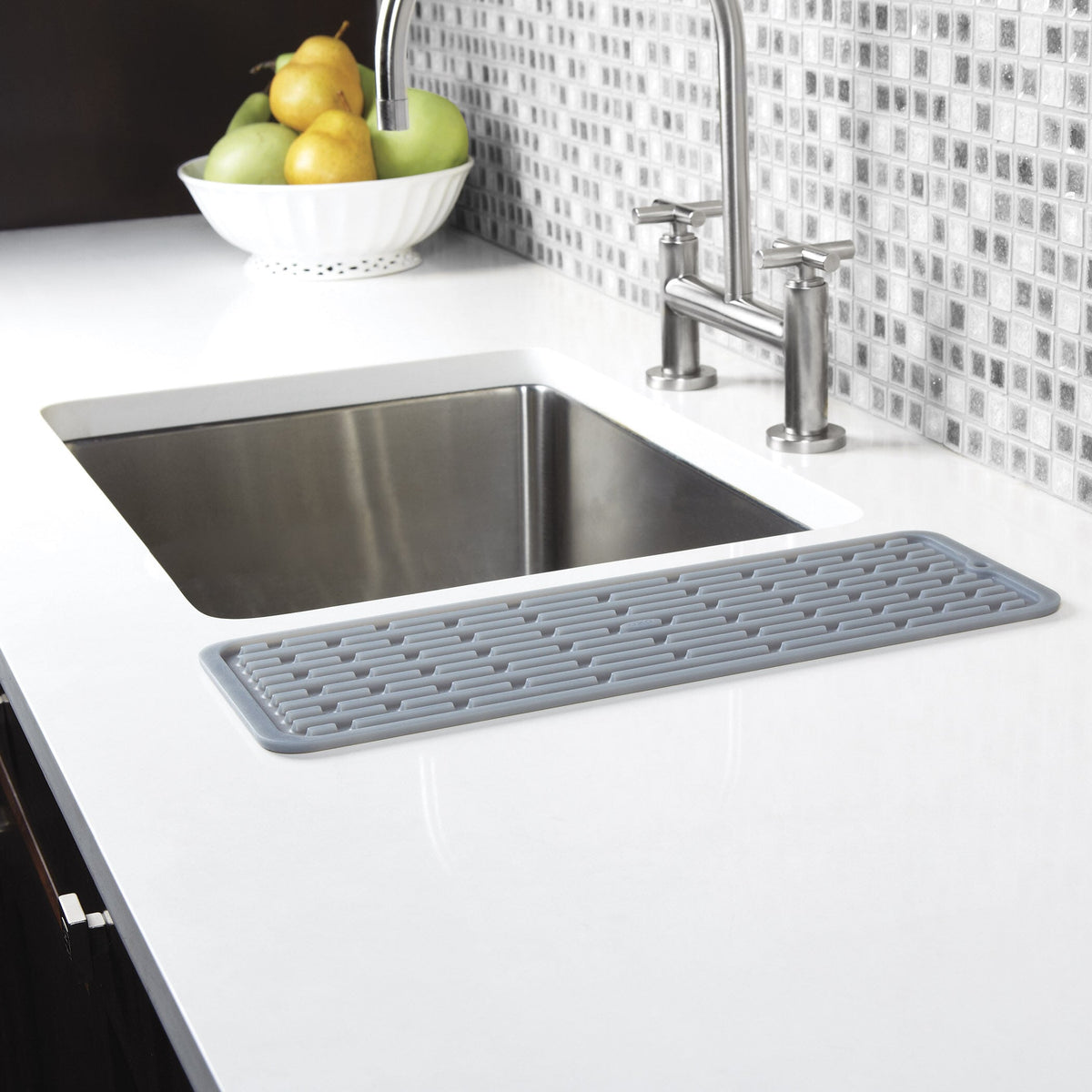 silicone-wine-glass-drying-mat-r2 1372100_4_silicone_wine_glass_drying_mat.jpg
