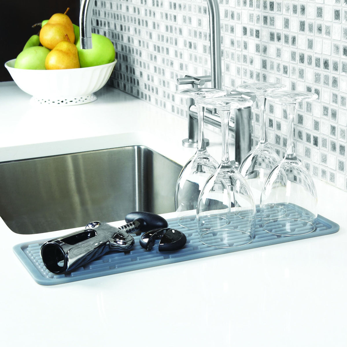 silicone-wine-glass-drying-mat-r2 1372100_5_silicone_wine_glass_drying_mat.jpg
