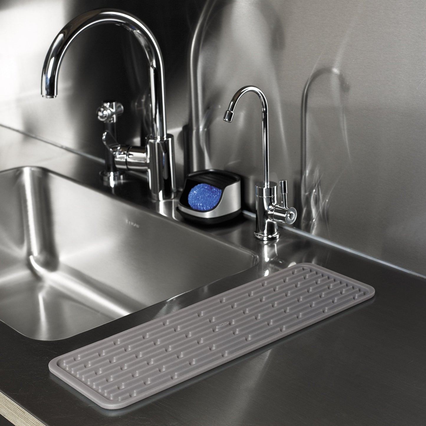 silicone-wine-glass-drying-mat-r2 1372100_6_silicone_wine_glass_drying_mat.jpg