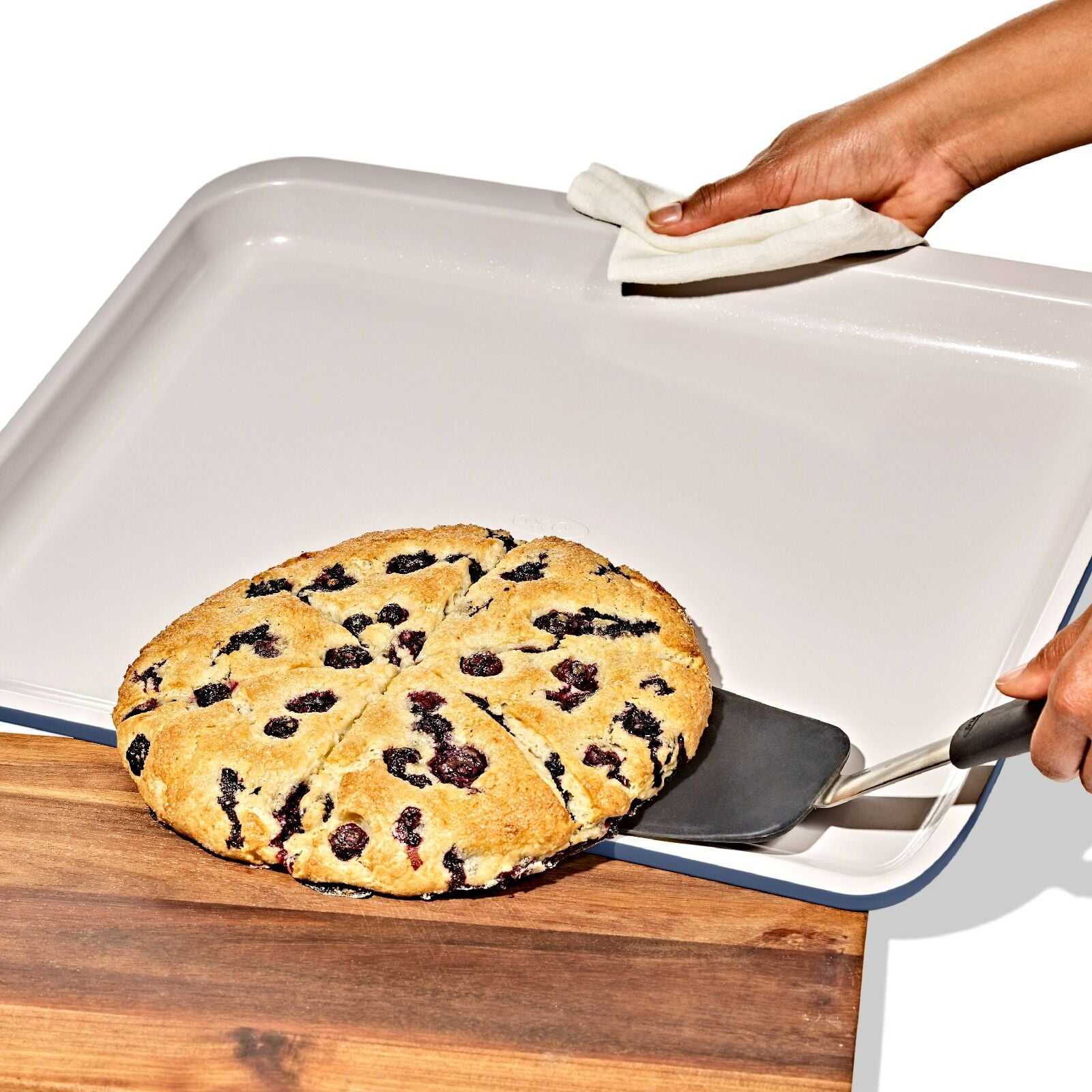 non-stick-pro-ceramic-coated-metal-bakeware-cookie-sheet-storm-blue-c5 76ddc657-cade-47d6-9f54-8979b35a8996_1.jpeg