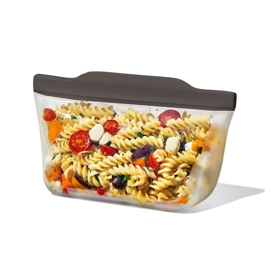 outdoor-silicone-reusable-stand-up-bag-quart-32-oz-x4 9112900_silicone_stand-up_quart_32oz_27.jpg