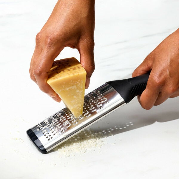 grater-x2 blgieokzq9wnyejpaqvr.jpg