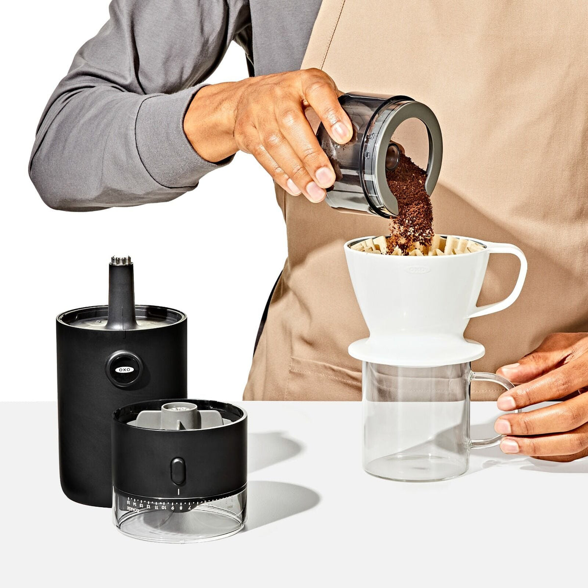 compact-conical-burr-coffee-grinder-v1 brew_8720800_compactgrinder_pdp_06.jpg