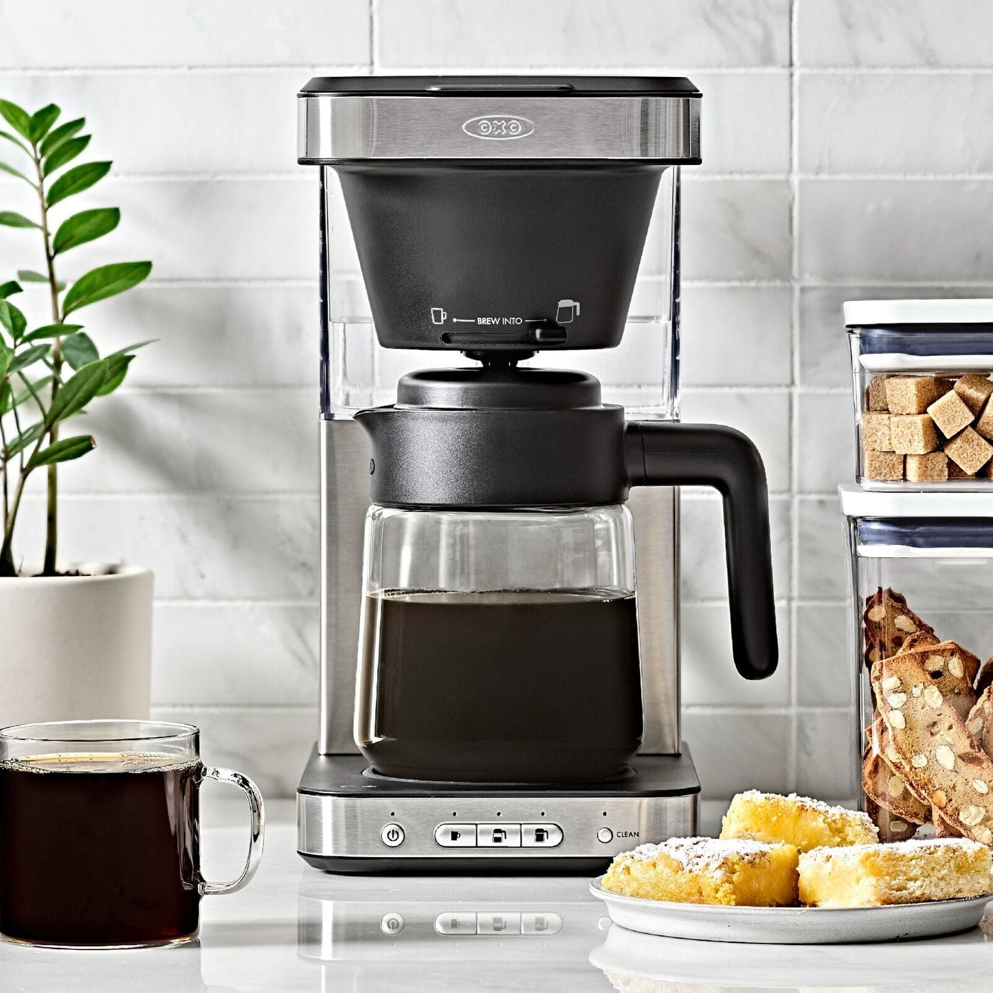 8-cup-coffee-maker-with-podless-single-serve-function-and-glass-carafe-z0 brew_8722000_8-cup-glass-coffee-maker-podless_pdp_01.jpeg