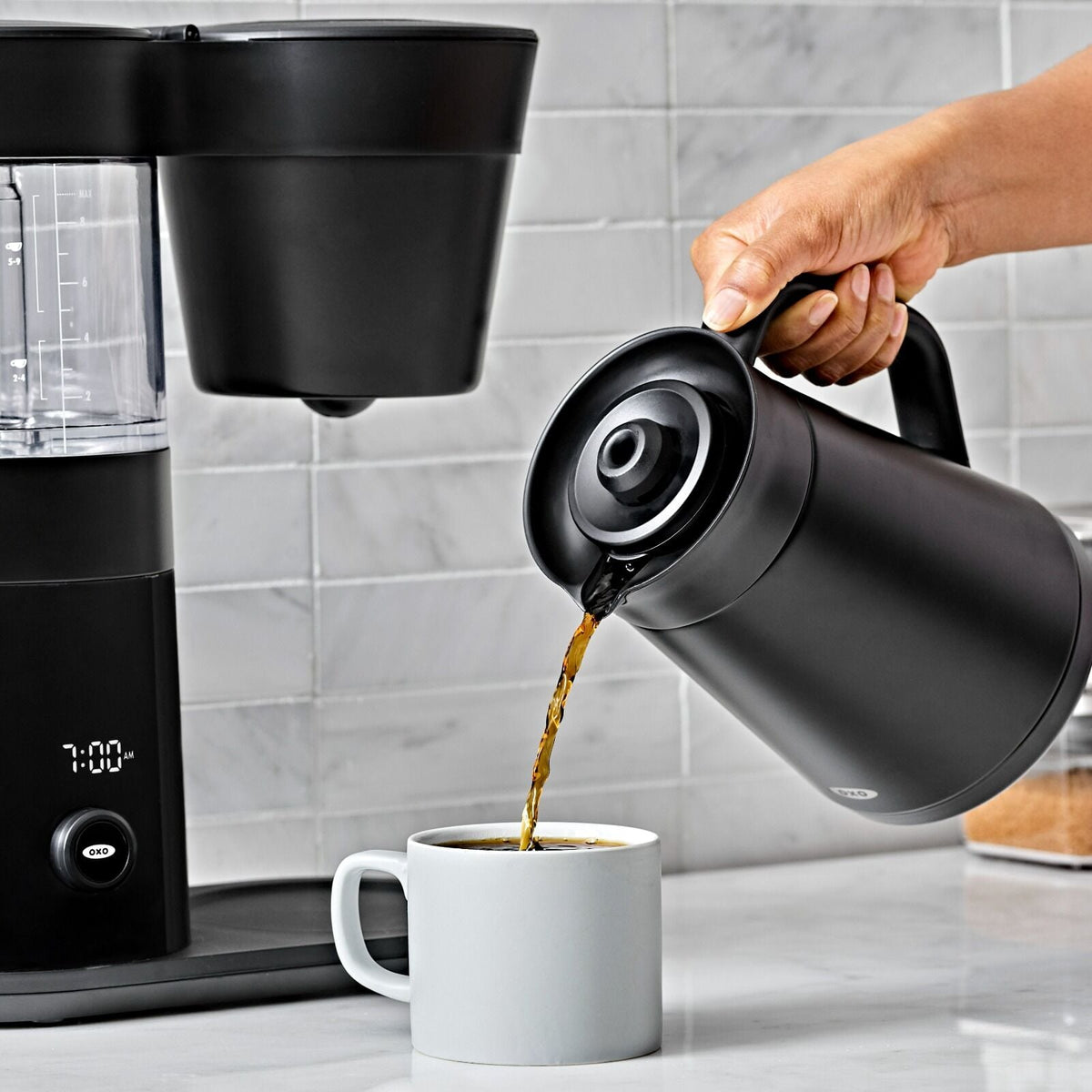 9-cup-coffee-maker-matte-black-g0 brew_9-cup-coffee-maker-black_pdp_07.jpeg