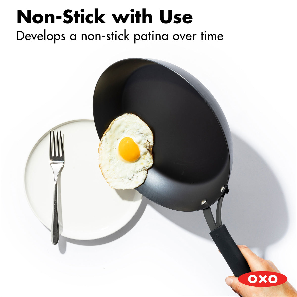carbon-steel-obsidian-series-8-inch-frypan-with-silicone-sleeve-l5 cc005099-001-4.jpg