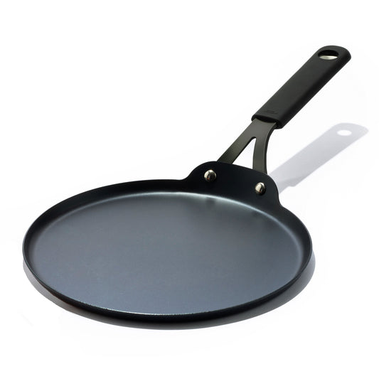obsidian-carbon-steel-10-inch-crepe-pan-with-silicone-sleeve-x0 cc005102-001-1.jpg