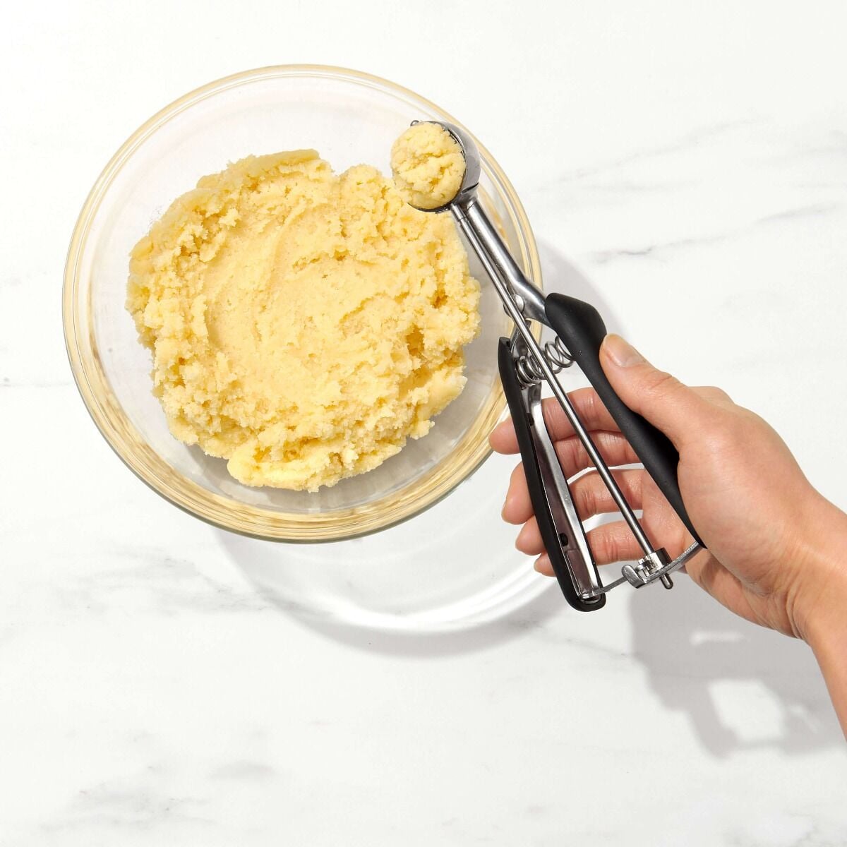 small-cookie-scoop-c3 gg_1044083_4_1_.jpg
