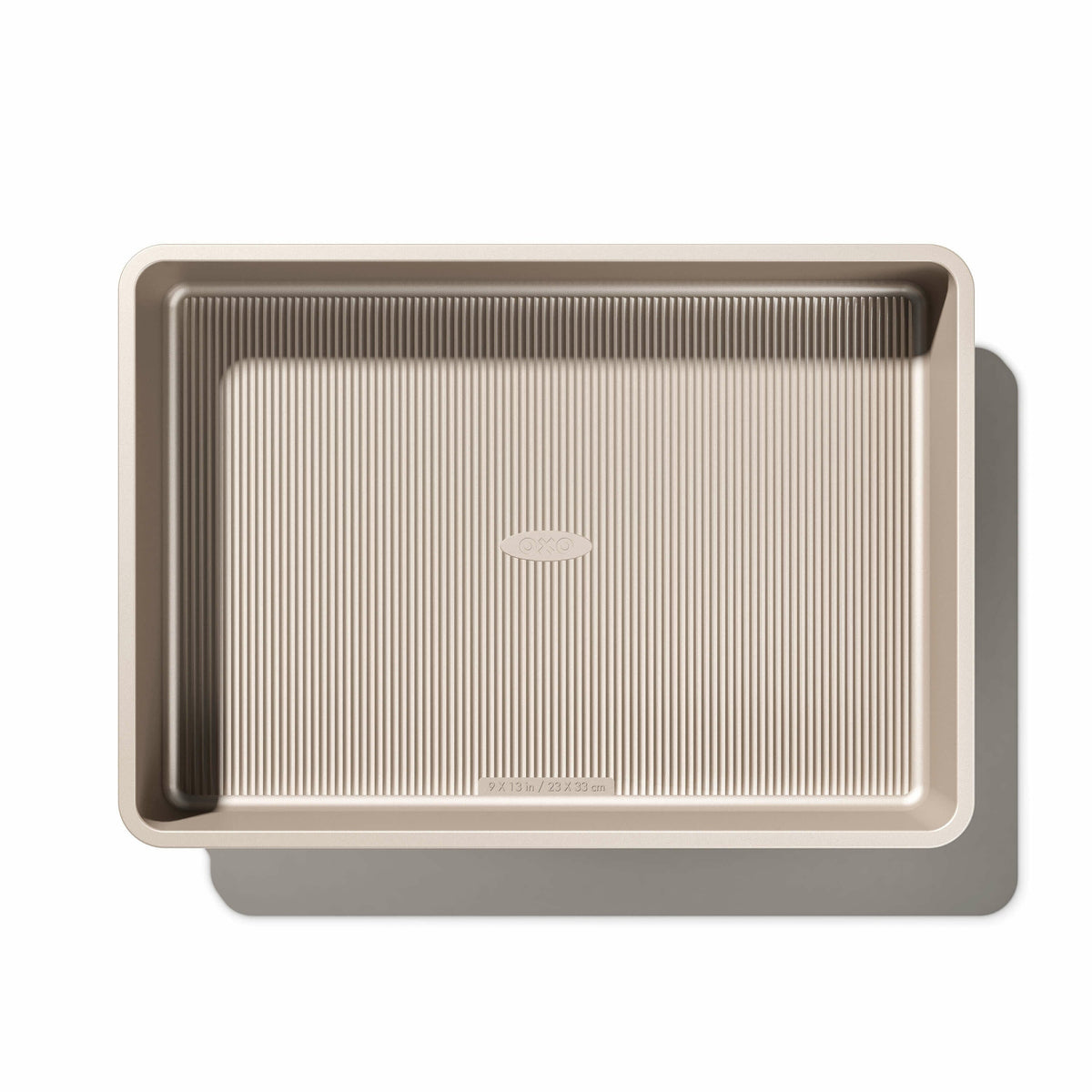 non-stick-pro-cake-pan-9-x-13-x7 gg_11160200v1_201216_02_1_.jpg