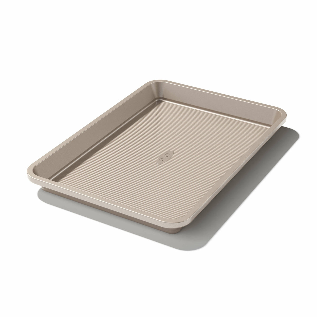 non-stick-pro-quarter-sheet-jelly-roll-pan-9-x-13-o0 gg_11165000v1_201216_01_1_.jpg