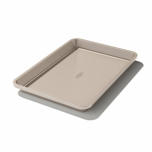 non-stick-pro-quarter-sheet-jelly-roll-pan-9-x-13-o0 gg_11165000v1_201216_01_1_.jpg