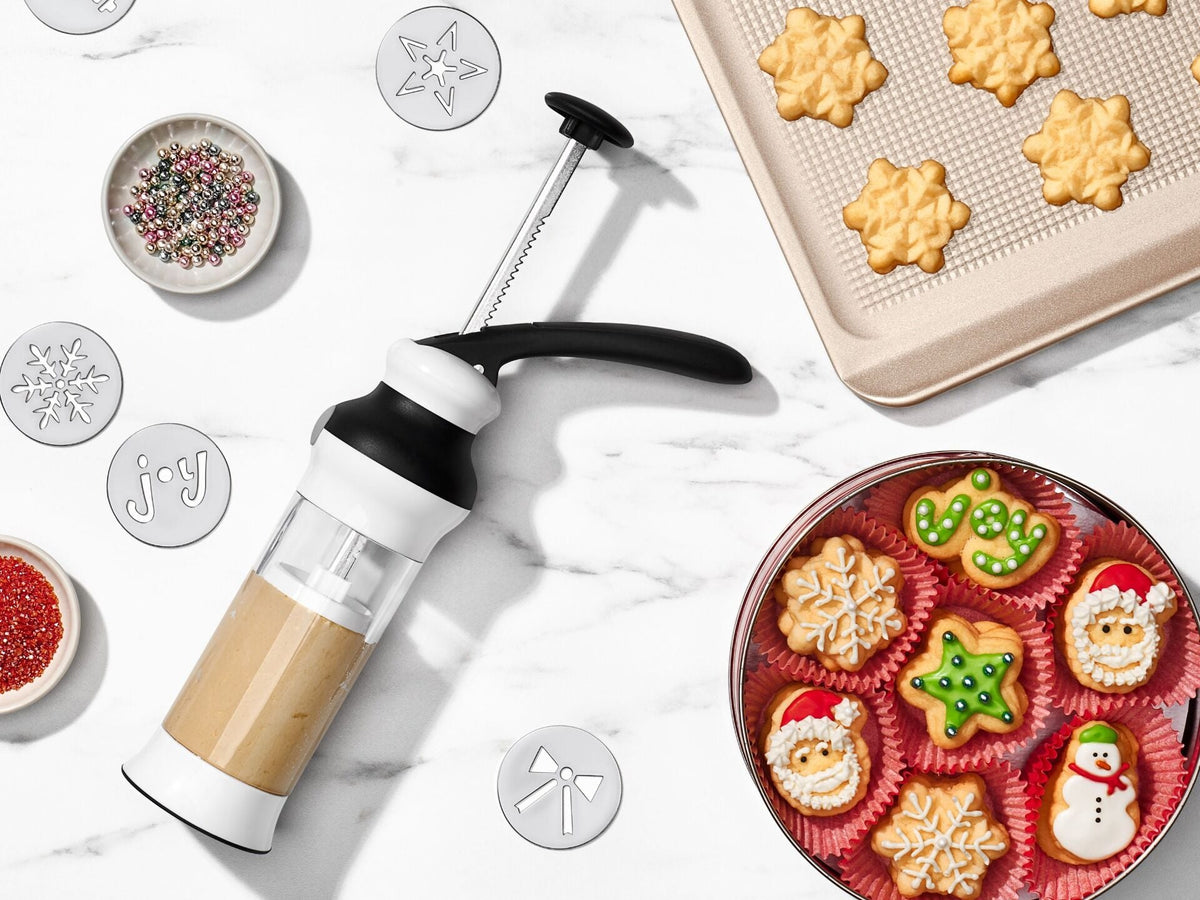 holiday-cookie-press-and-disk-set-bundle-c5 gg_11177800_9-banner.jpg