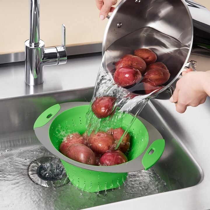collapsible-colander-3-5-qt-l1 gg_11208200_4.jpg