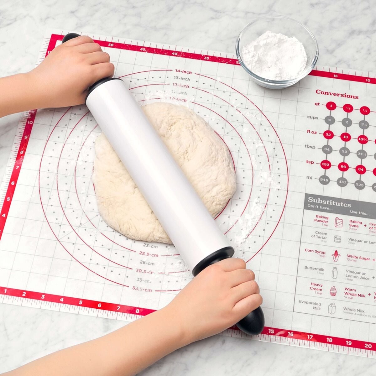 oxo-silicone-pastry-mat-z4 gg_11211300_4b_1_.jpg