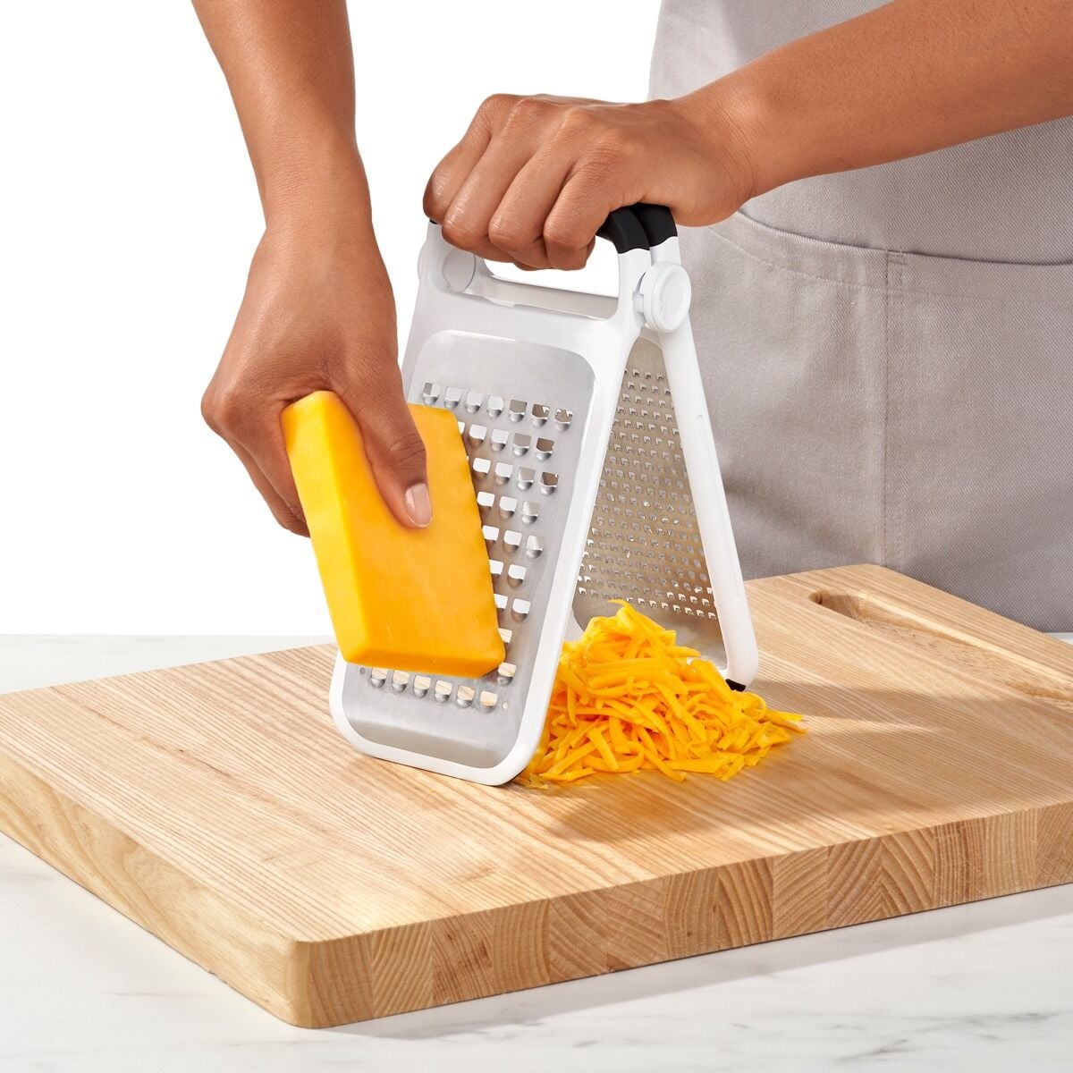etched-two-fold-grater-u9 gg_11216000_4.jpg