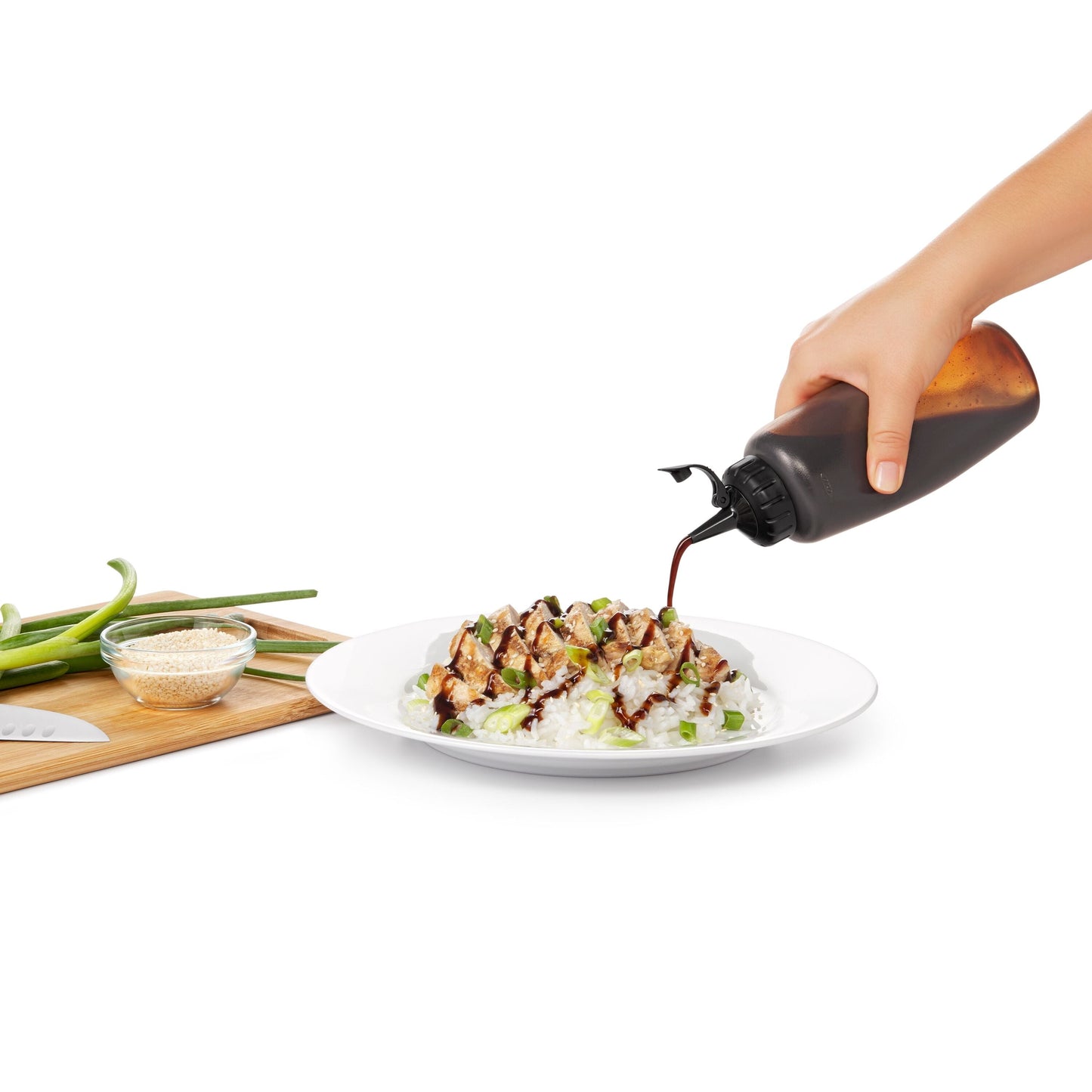 oxo-chef-s-squeeze-bottles-12-ounces-v0 gg_11219300_4d.jpg