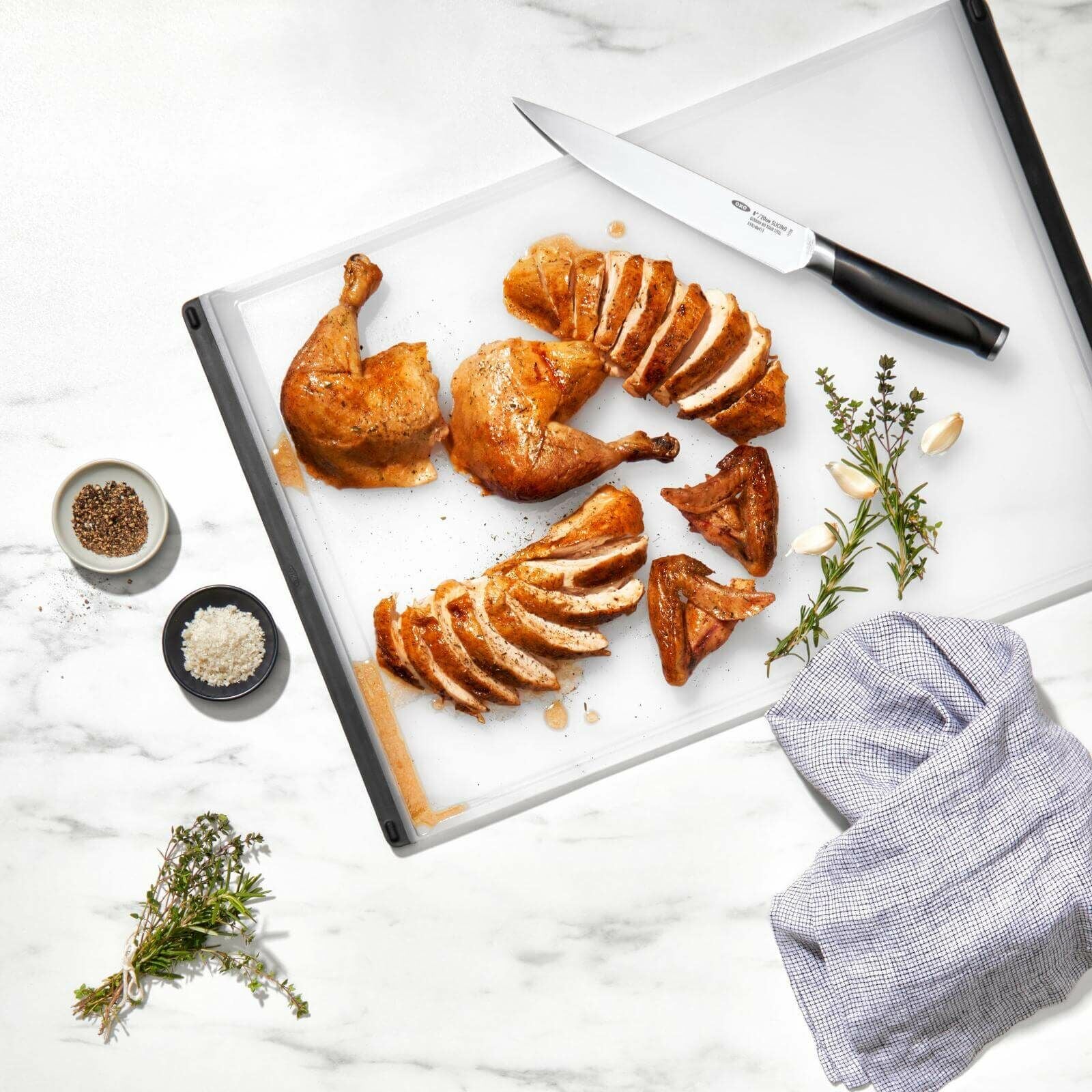 carving-and-cutting-board-h6 gg_11272900_9b.jpg