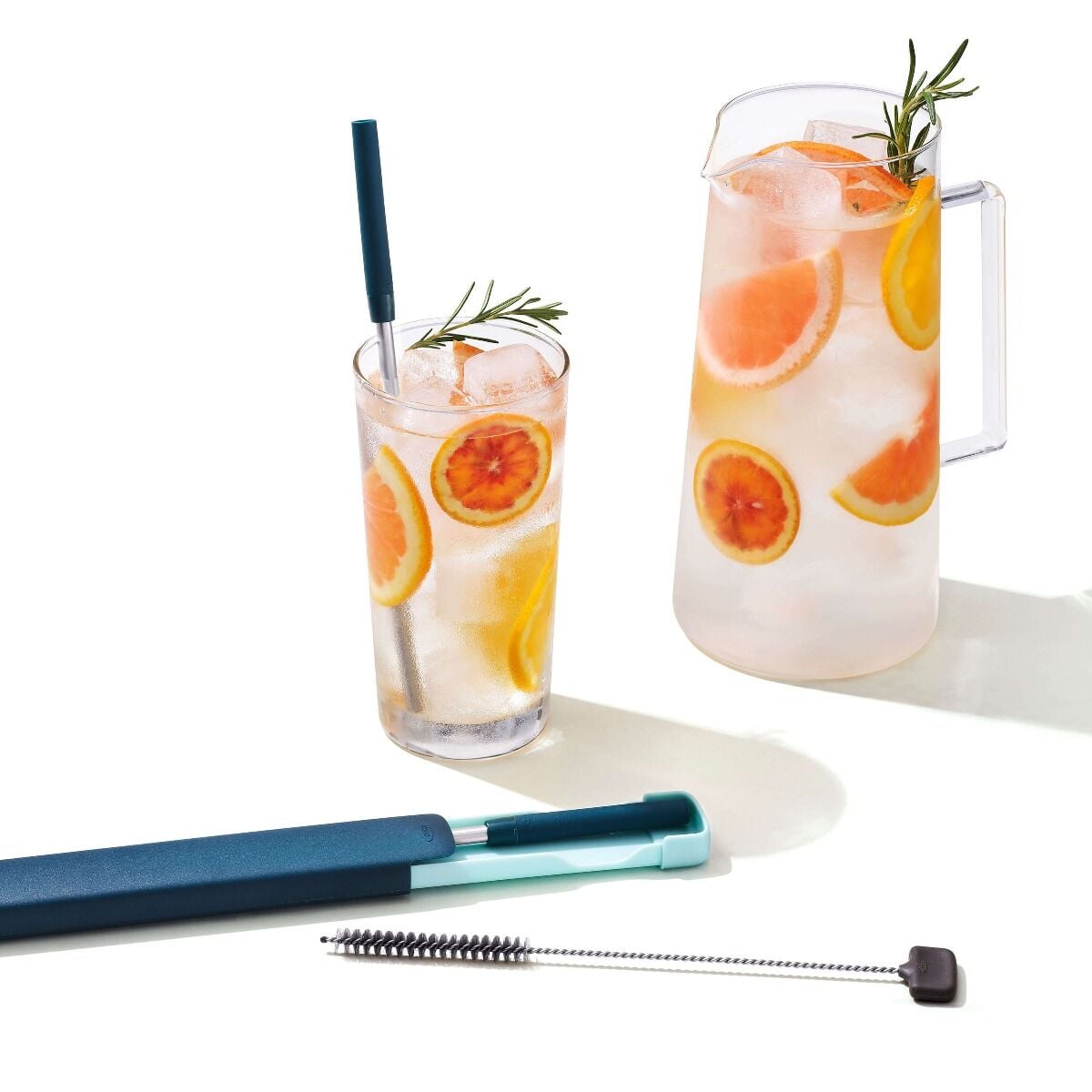 4-piece-reusable-straw-and-brush-set-with-case-r4 gg_11300200_9_1_.jpg