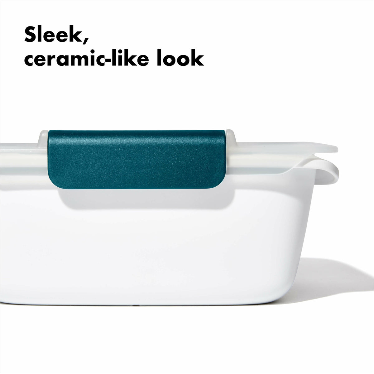 prep-and-go-salad-container-l9 gg_11301500___8b_1_.jpg