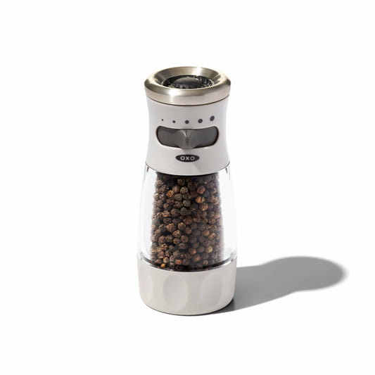 contoured-mess-free-pepper-grinder-o7 gg_11312500_3a_w_rgb_1_.jpg