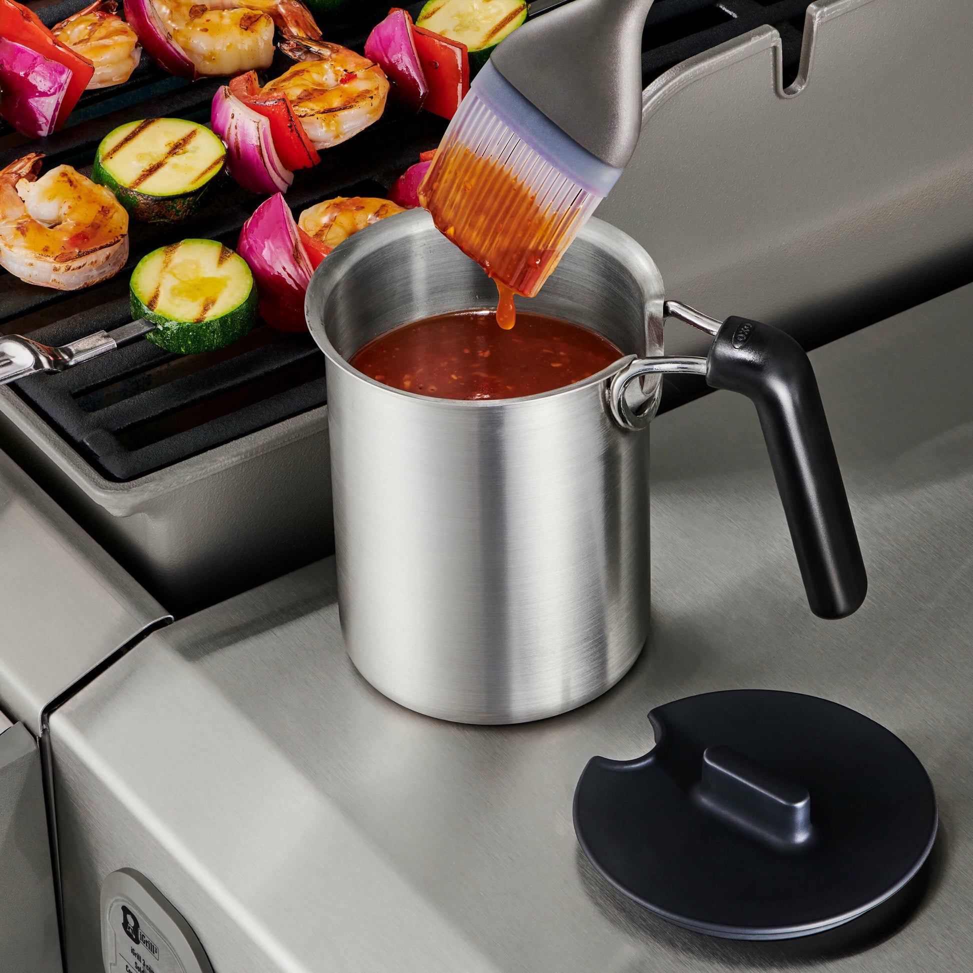 grilling-basting-pot-and-brush-set-r9 gg_11320400_052020_3_rgb_1_.jpg