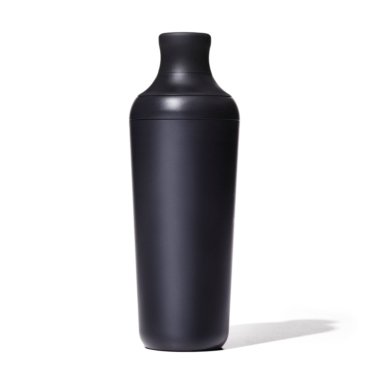 oxo-good-grips-plastic-cocktail-shaker-20-oz-590-ml-capacity-a5 gg_11327200_012221_06_rgb.jpg