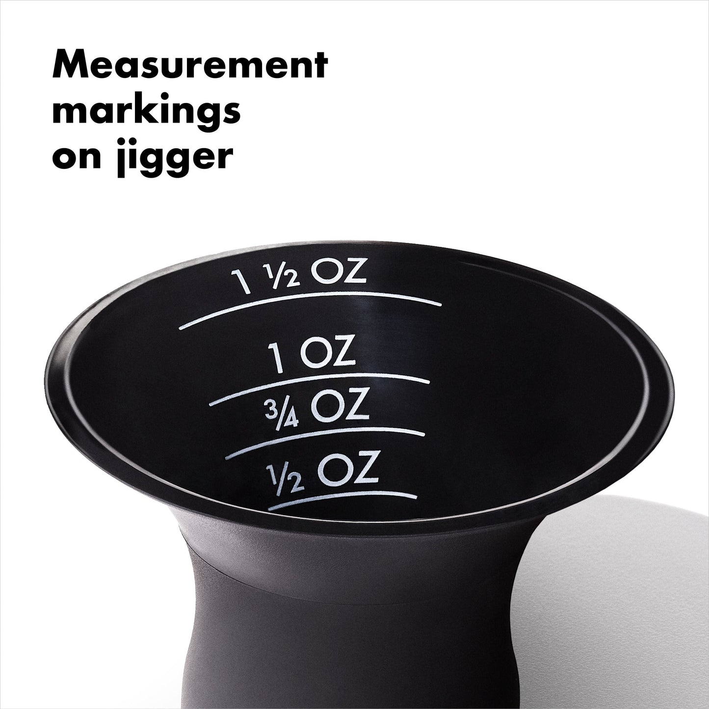 oxo-good-grips-plastic-cocktail-shaker-20-oz-590-ml-capacity-a5 gg_11327200_8a.jpg