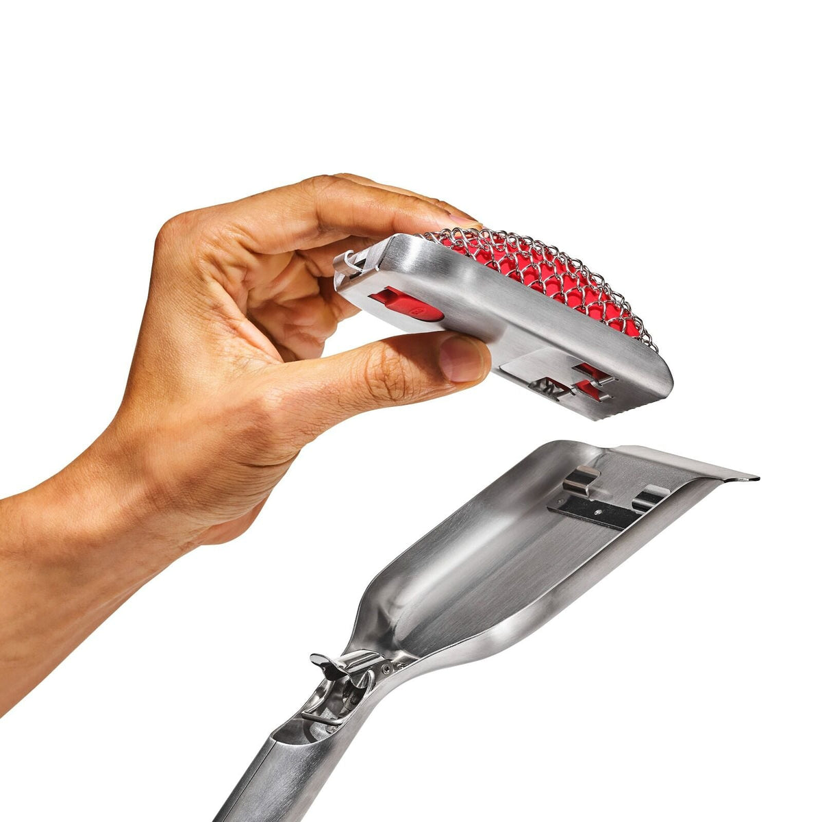 coiled-grill-brush-with-replaceable-head-f3 gg_11356300_coiledgrillbrush_04_p.jpg