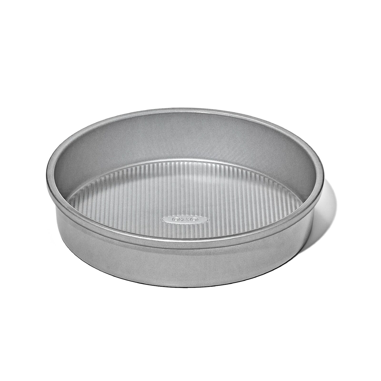 non-stick-pro-clear-coated-9in-round-cake-pan-x1 gg_11435100_9in-round-cake-pan_apdp_00_main.jpeg