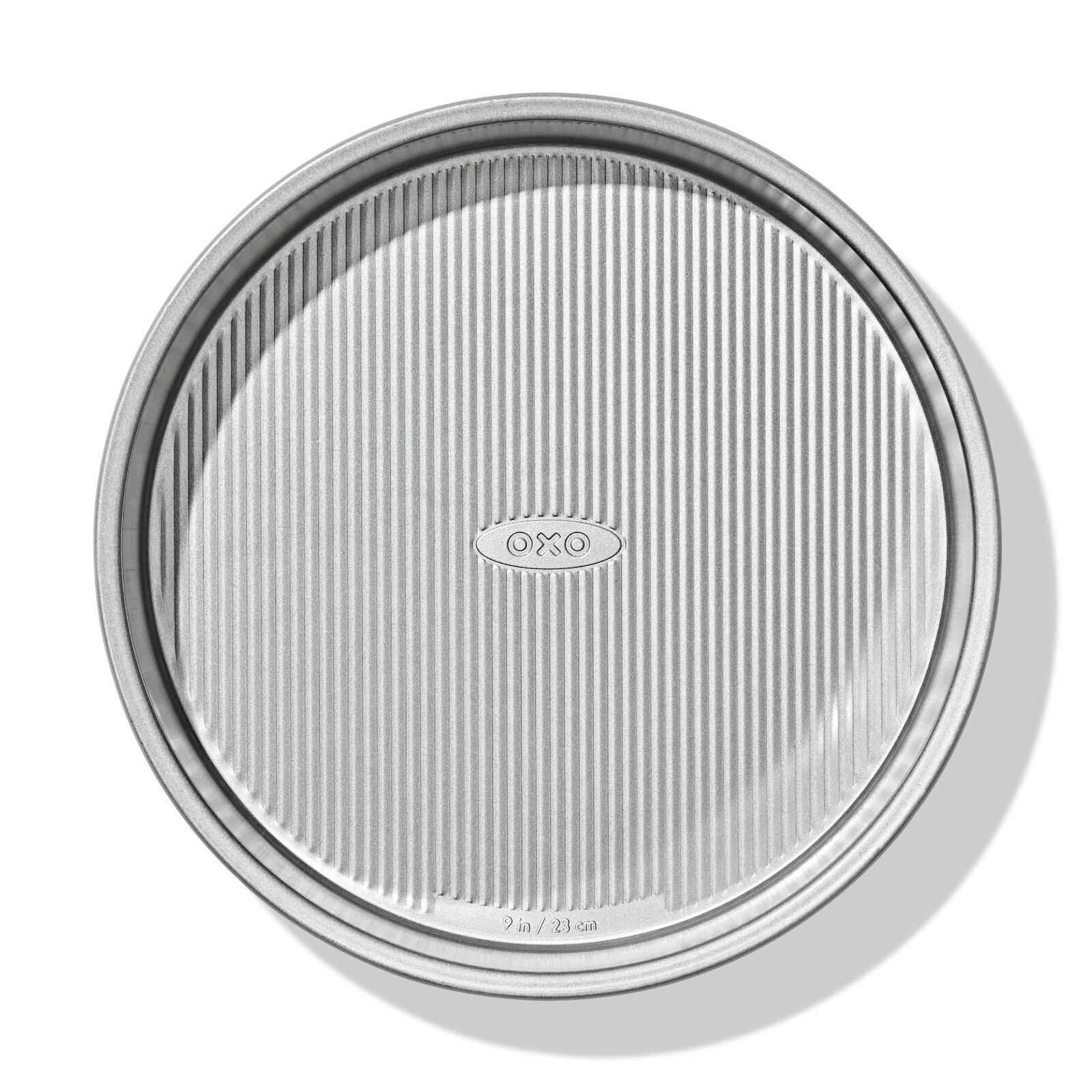 non-stick-pro-clear-coated-9in-round-cake-pan-x1 gg_11435100_9in-round-cake-pan_pdp_03.jpeg