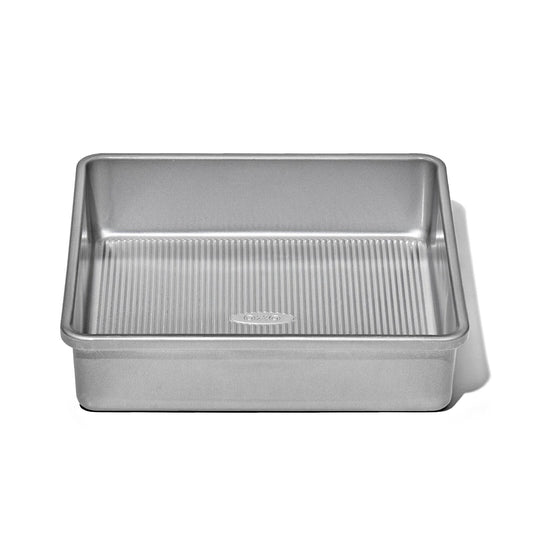 nonstick-pro-clear-coated-9in-square-cake-pan-v3 gg_11435200_9in-square-cake-pan_apdp_00_main.jpeg