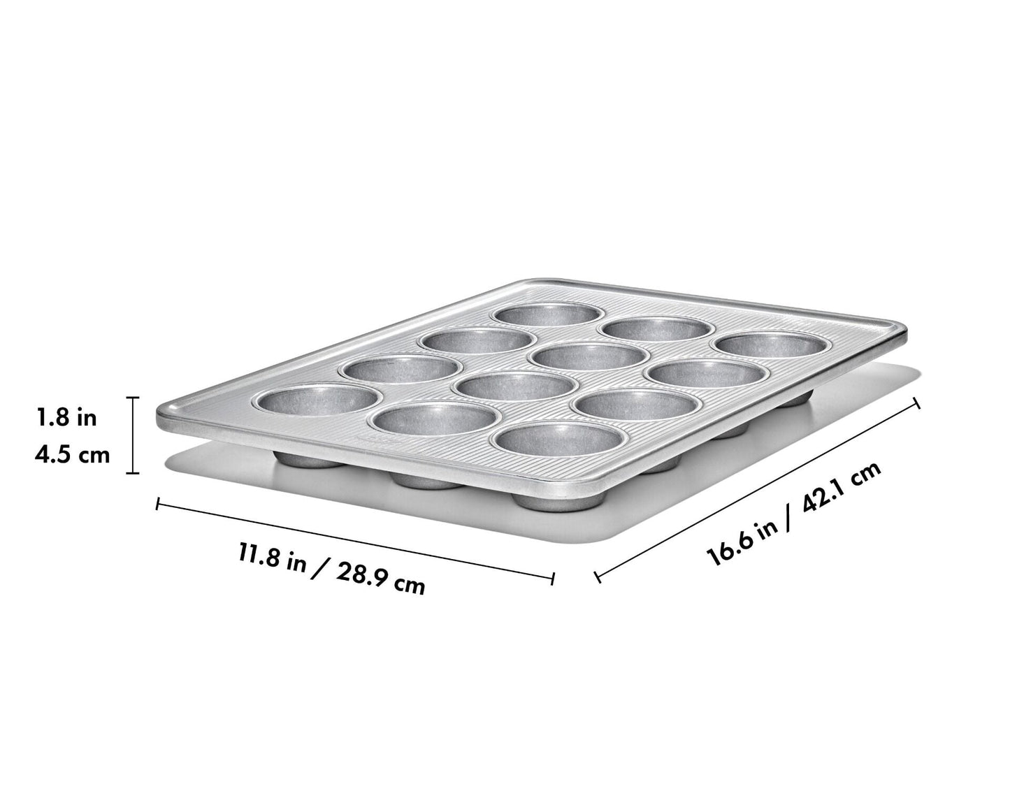 non-stick-pro-clear-coated-12-cup-muffin-pan-y7 gg_11435600_12-cup-muffin-pan_apdp_01_dim.jpeg