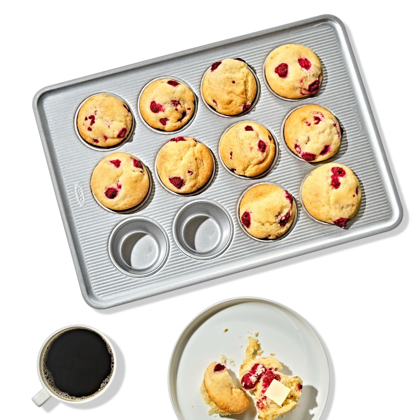 non-stick-pro-clear-coated-12-cup-muffin-pan-y7 gg_11435600_12-cup-muffin-pan_pdp_01.jpeg