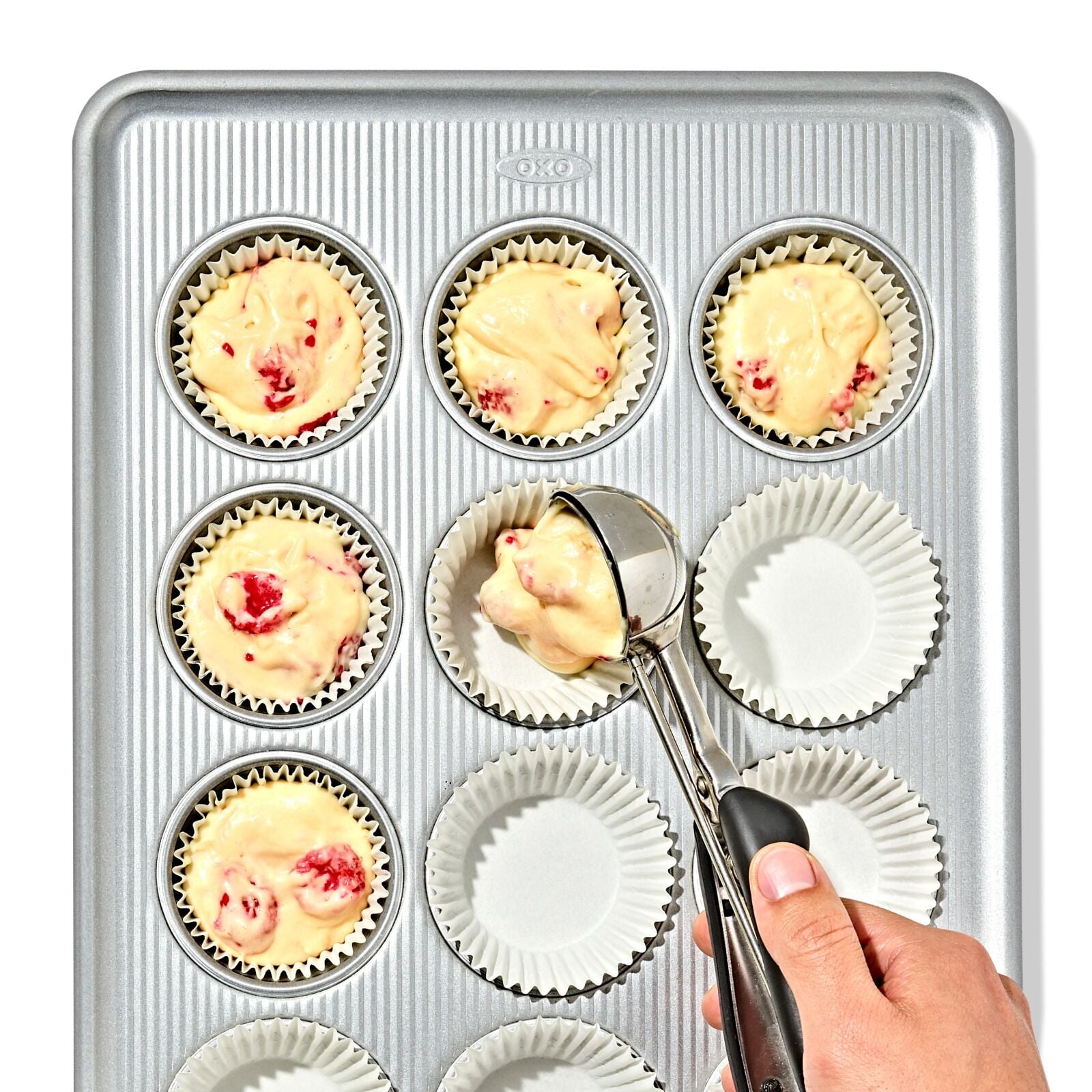 non-stick-pro-clear-coated-12-cup-muffin-pan-y7 gg_11435600_12-cup-muffin-pan_pdp_02.jpeg